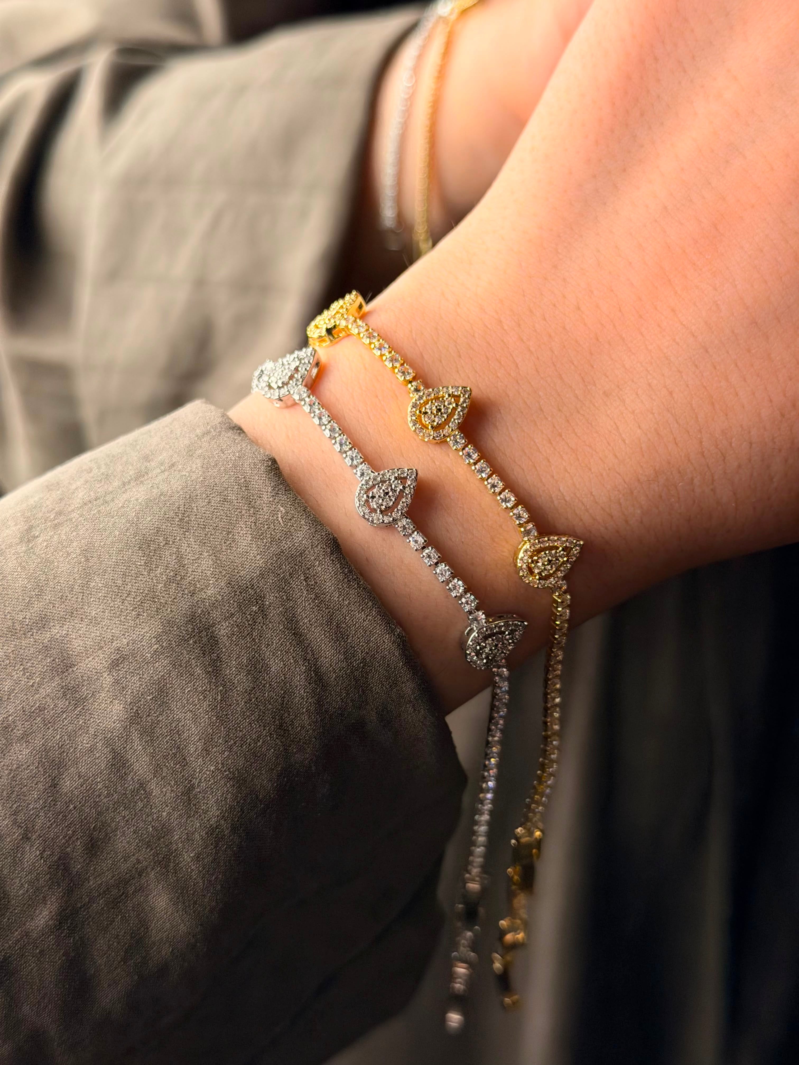 Teardrop Glamour Bracelet