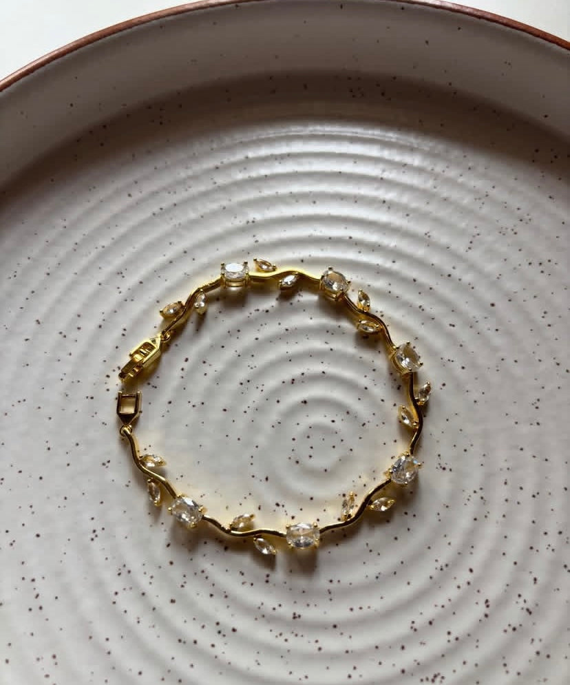 White Tulip Bracelet