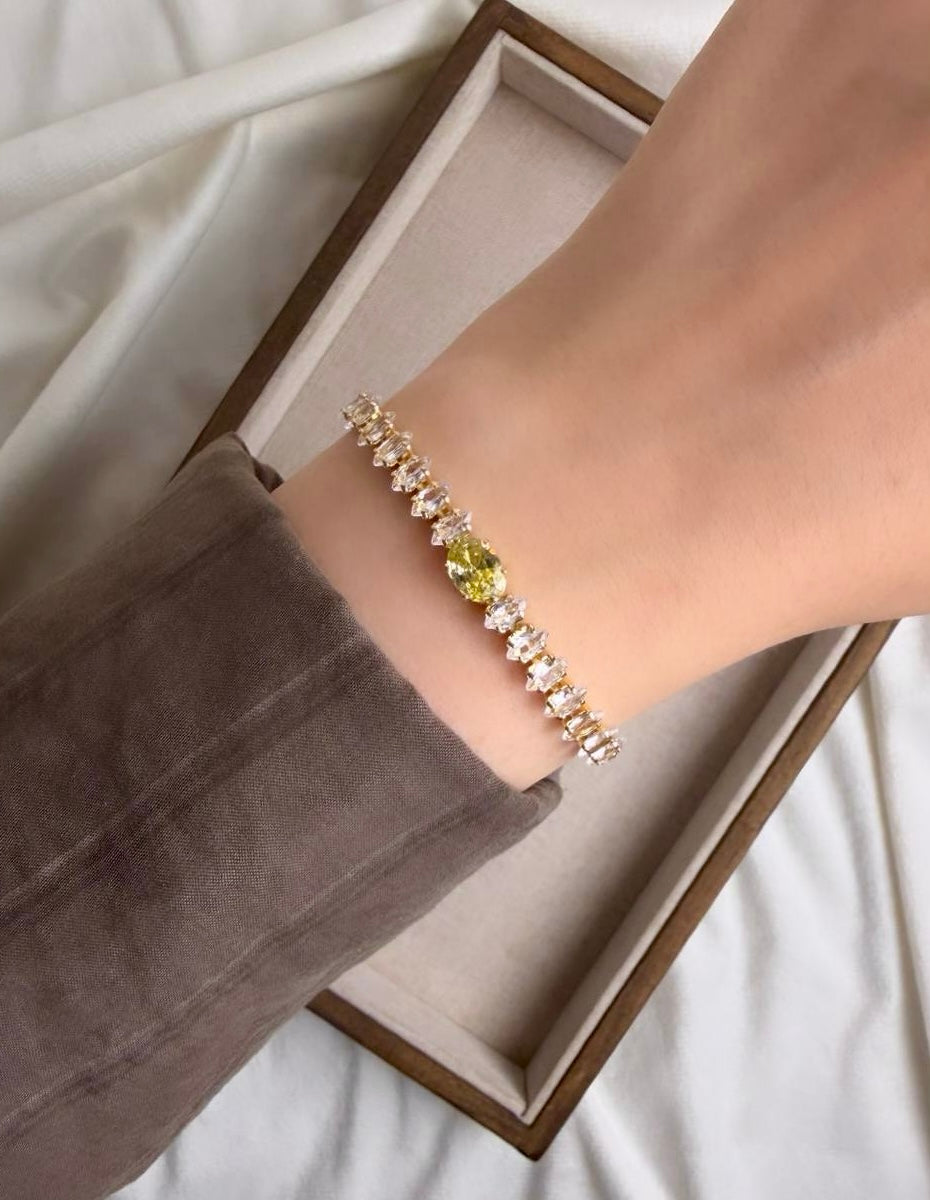 Tennis Gold bracelet