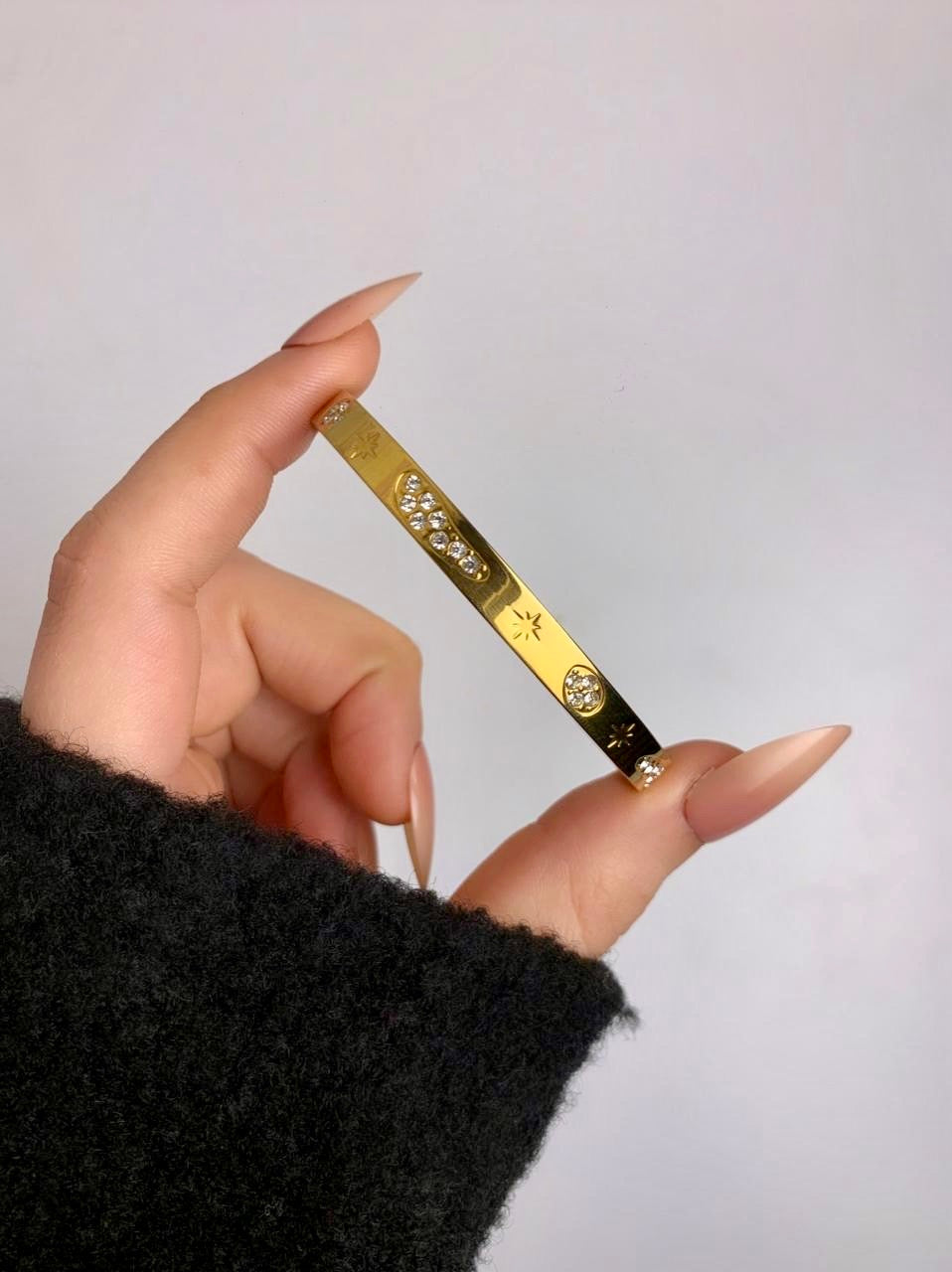 ‎ stars gold bracelet