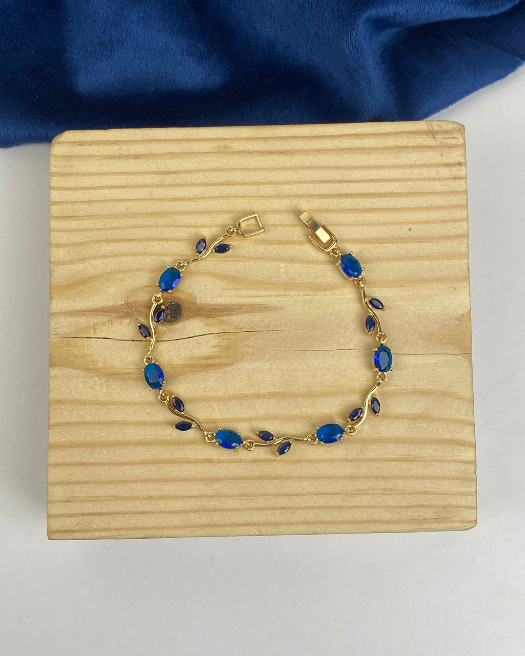 blue Tulip Bracelet
