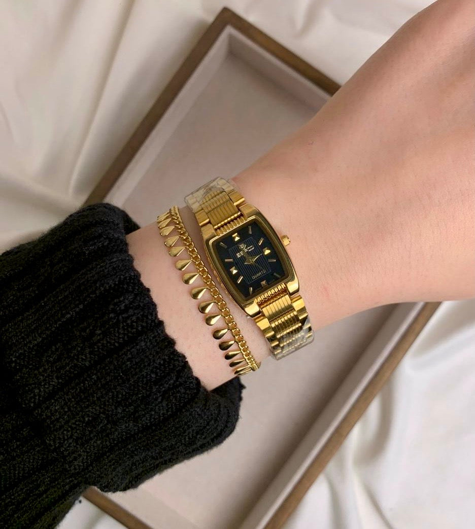 Seifco black square watch