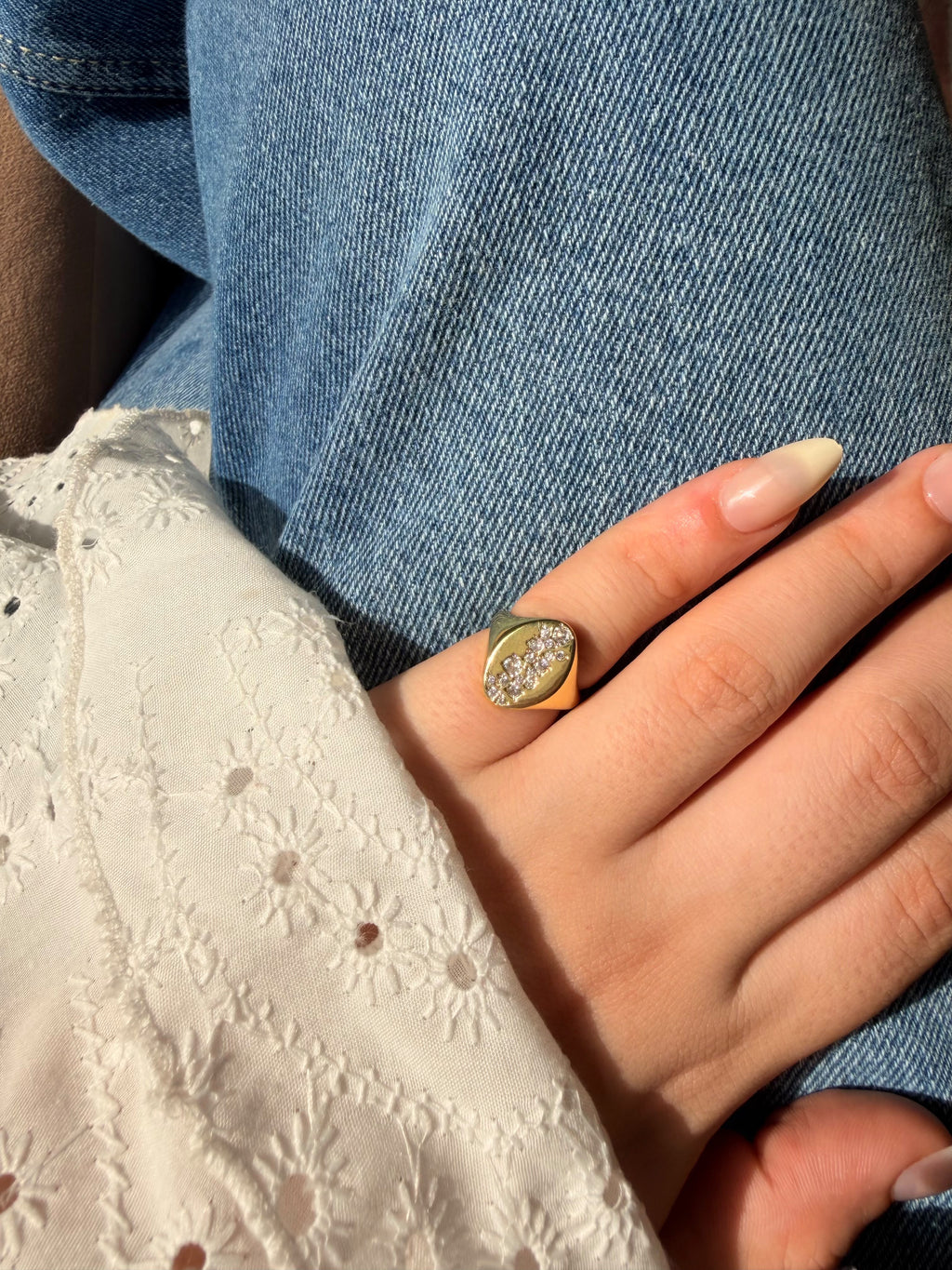 Birds strass gold pinky ring