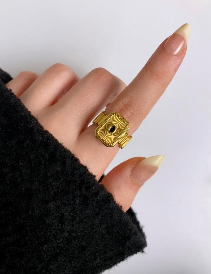 Vintage Chic Ring