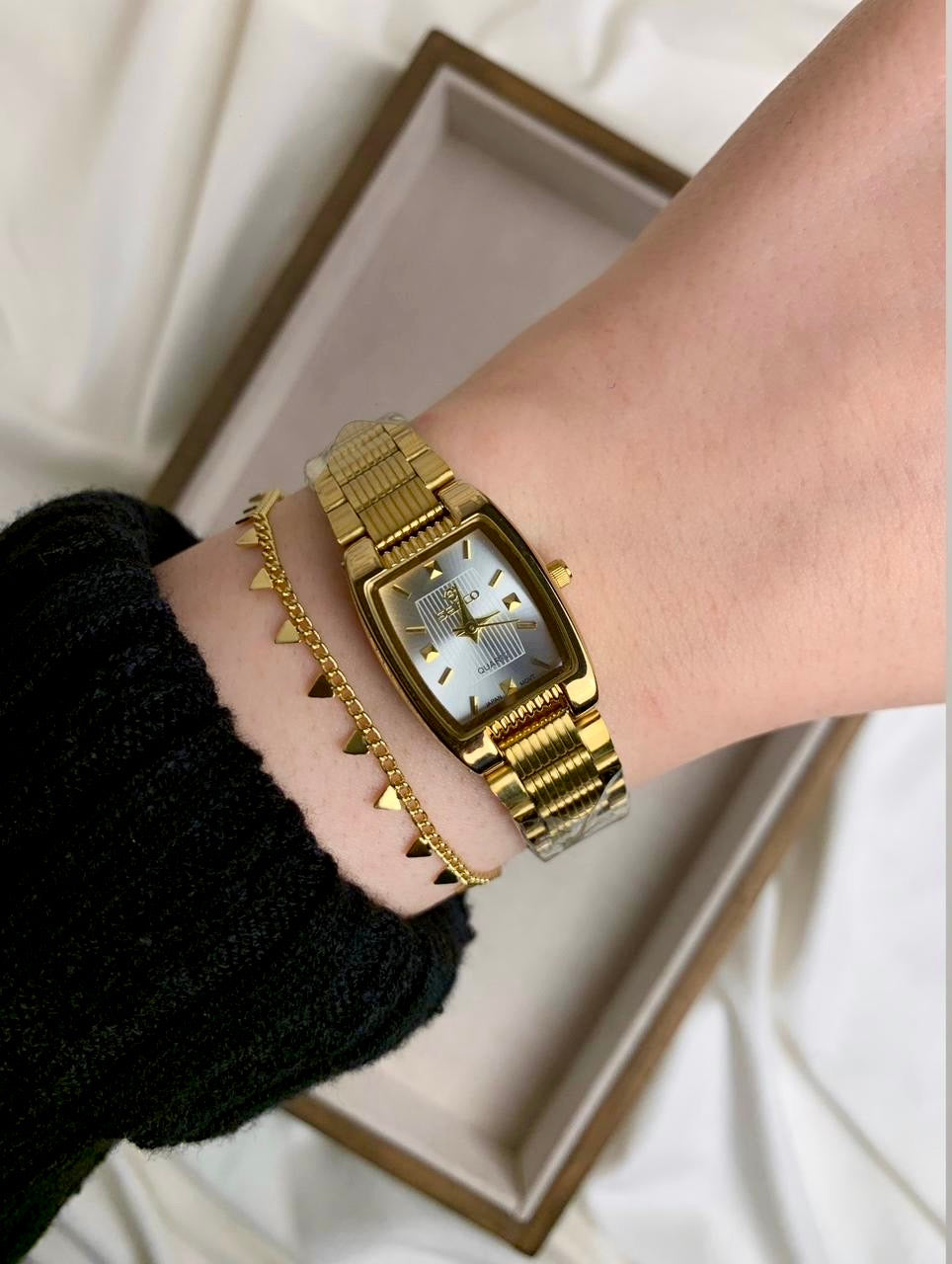 Seifco Silver square watch