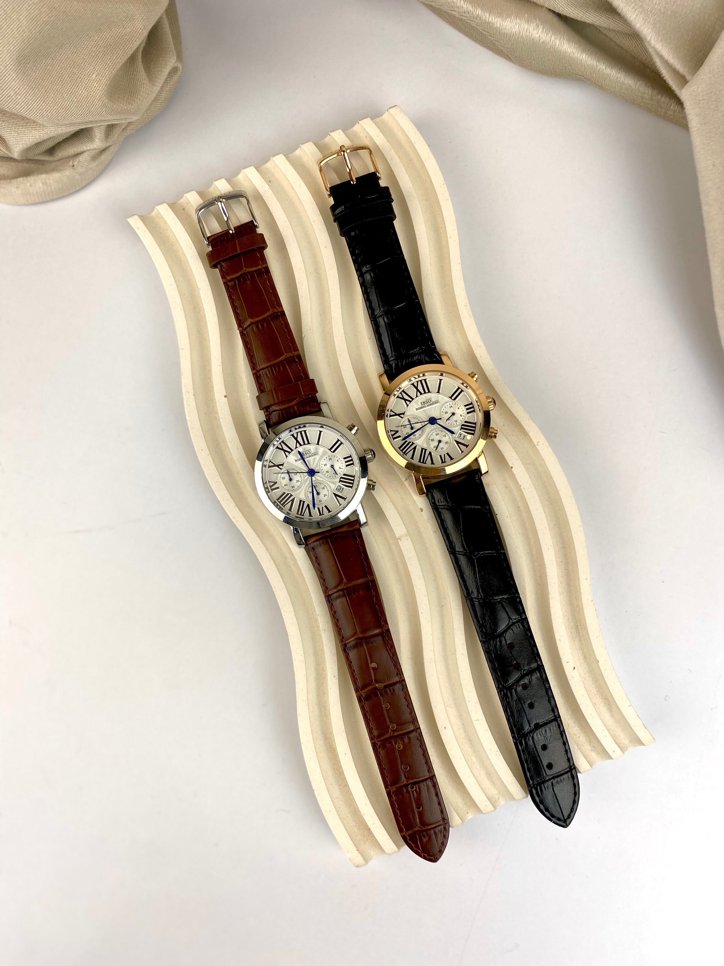 Ibso Circular Leather