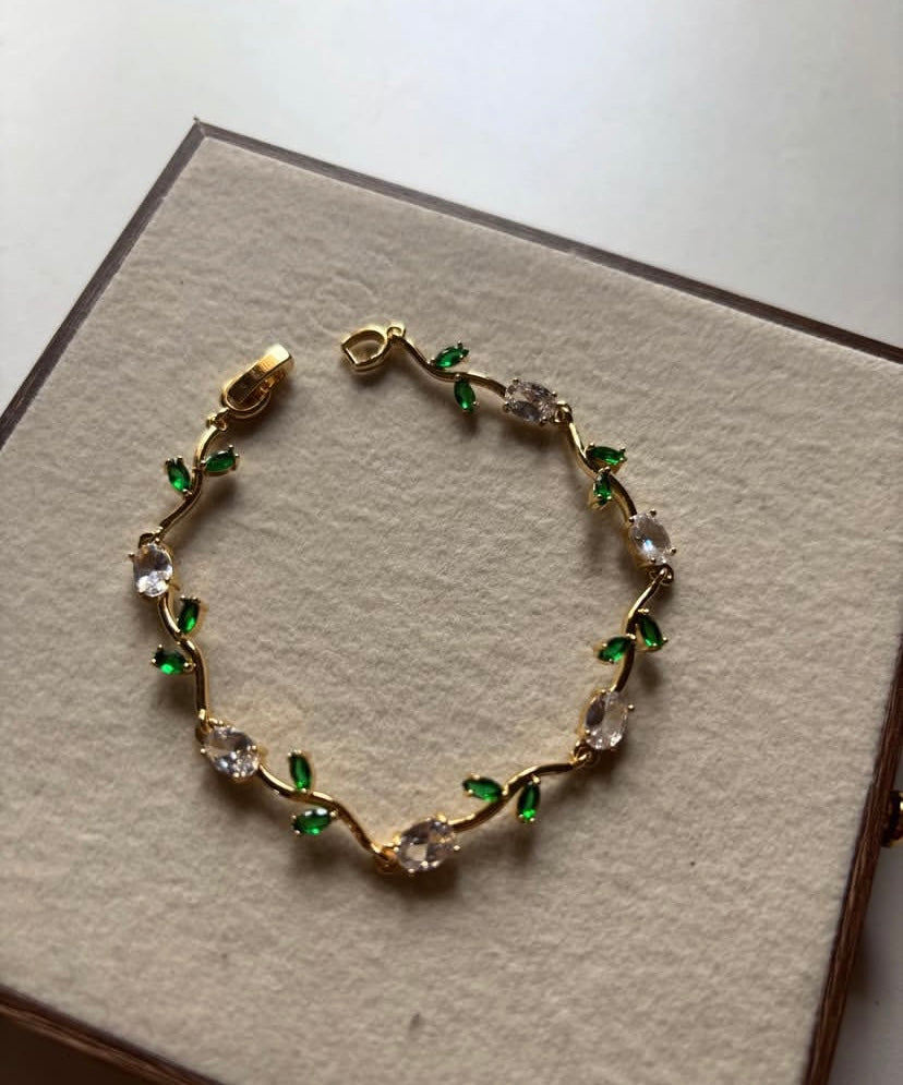 Tulip bracelet