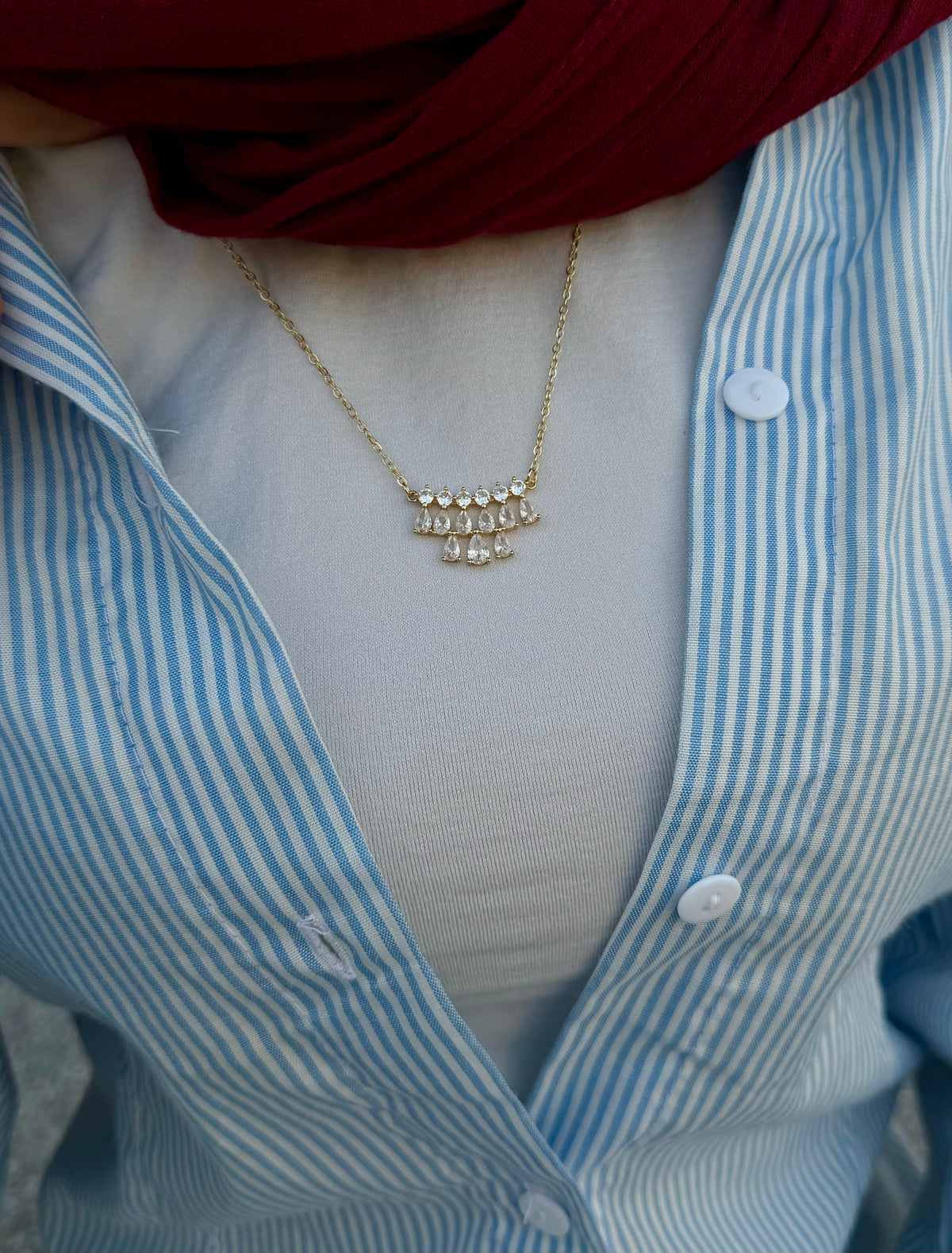 white crystal gold necklace