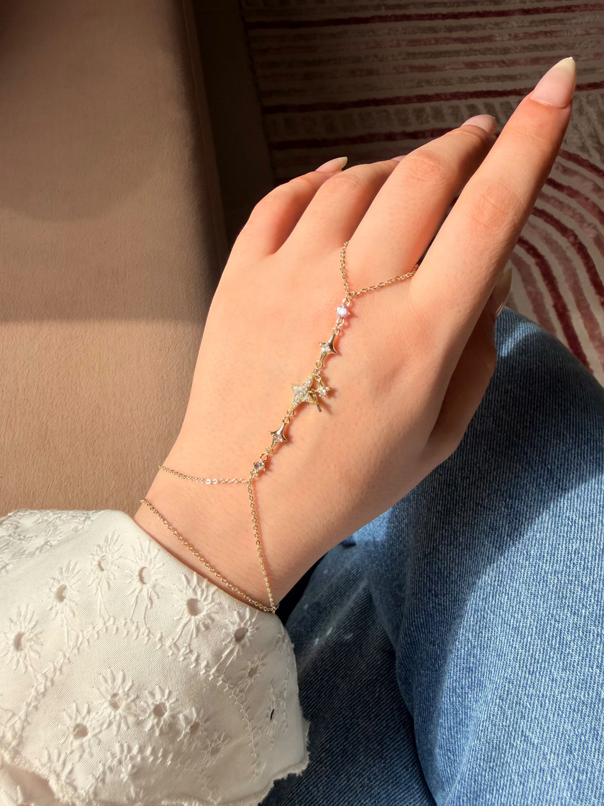 strass space star gold hand chain