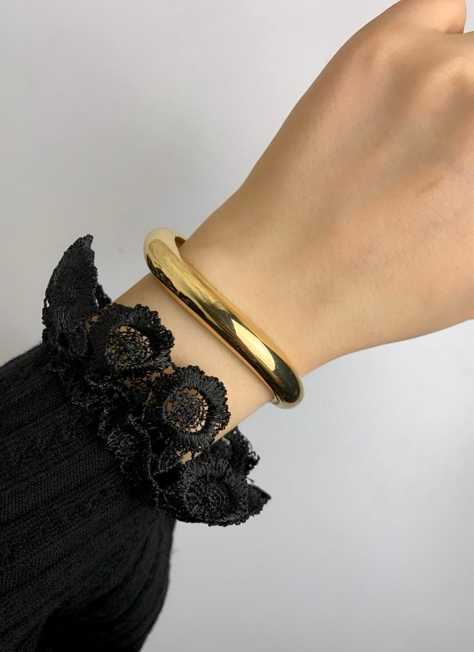 tiny gold curve bangle