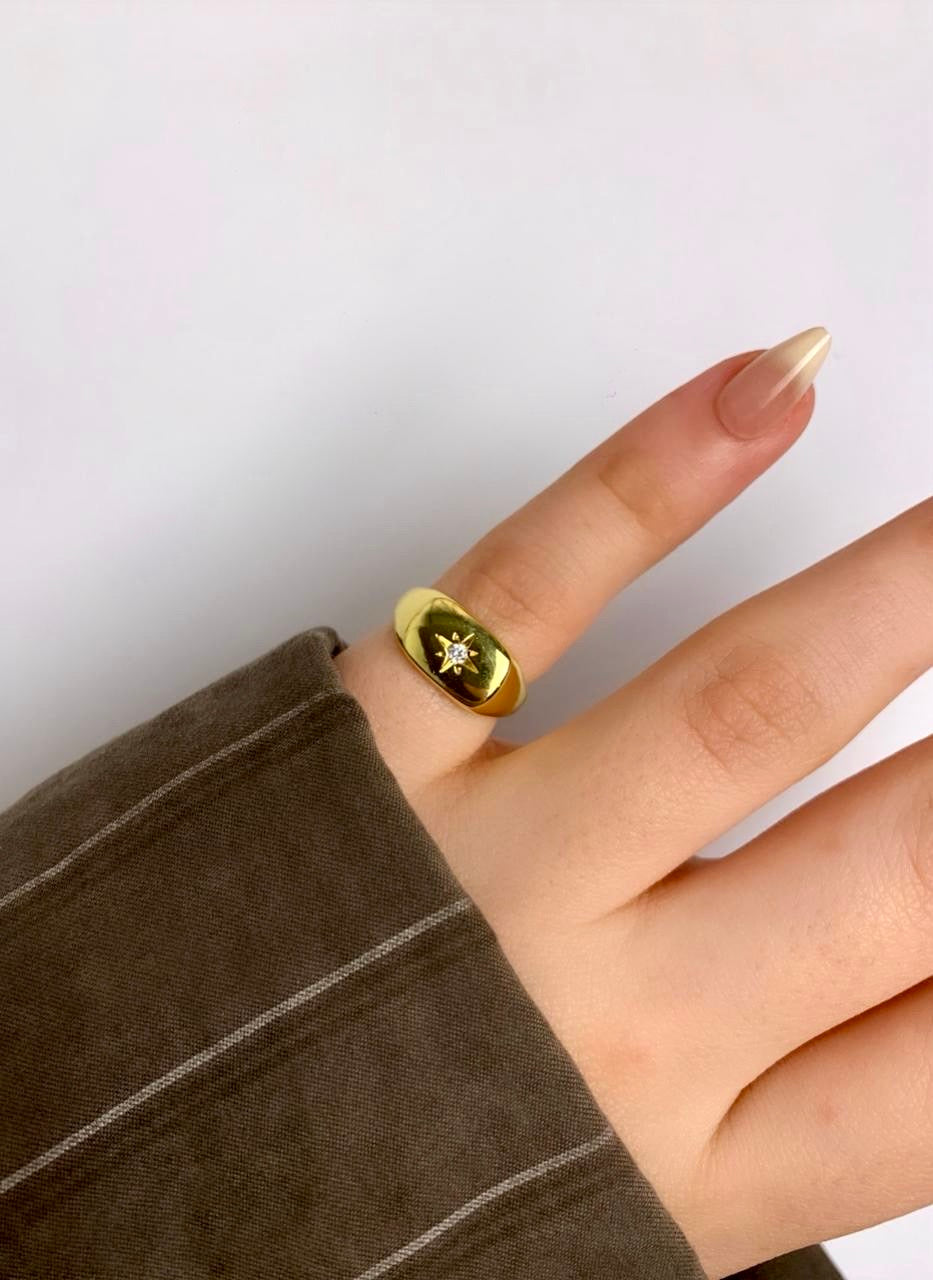 Nova Star Pinky Ring