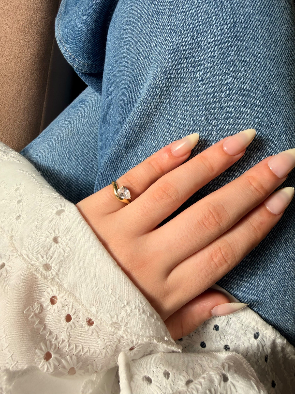 white strass pinky ring
